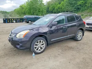 Nissan Rogue 2.5L 4 2013