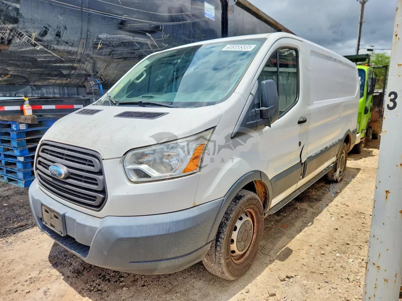 Ford Transit 3.7L 6 2015