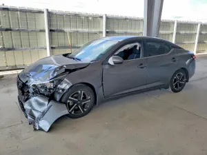 Nissan Sentra 2.0L 4 2025