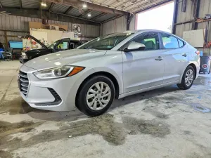 Hyundai Elantra 2.0L 4 2017