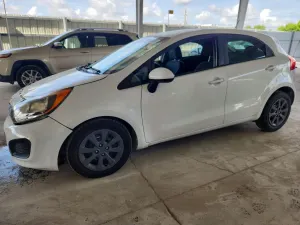 Kia Rio 1.6L 4 2013