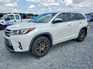 Toyota Highlander 3.5L 6 2018