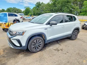 Volkswagen Taos 1.5L 4 2022