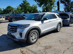 Ford Explorer 2.3L 4 2025