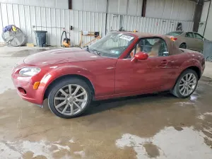Mazda MX-5 (Miata) 2.0L 4 2008