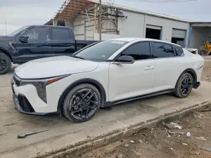 Kia K4 2.0L 4 2025