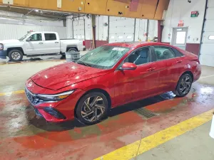 Hyundai Elantra 2.0L 4 2025
