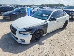 Infiniti Q50 3.7L 6 2015