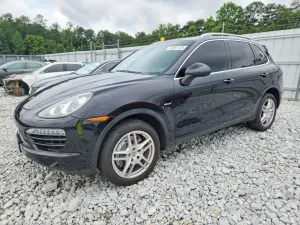 Porsche Cayenne 3.0L 6 2013