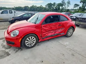 Volkswagen Beetle 1.8L 4 2014