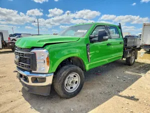 Ford F-350 6.8L 8 2024