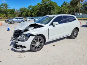 Volvo XC60 2.0L 4 2021