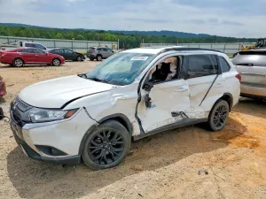 Mitsubishi Outlander 2.4L 4 2019