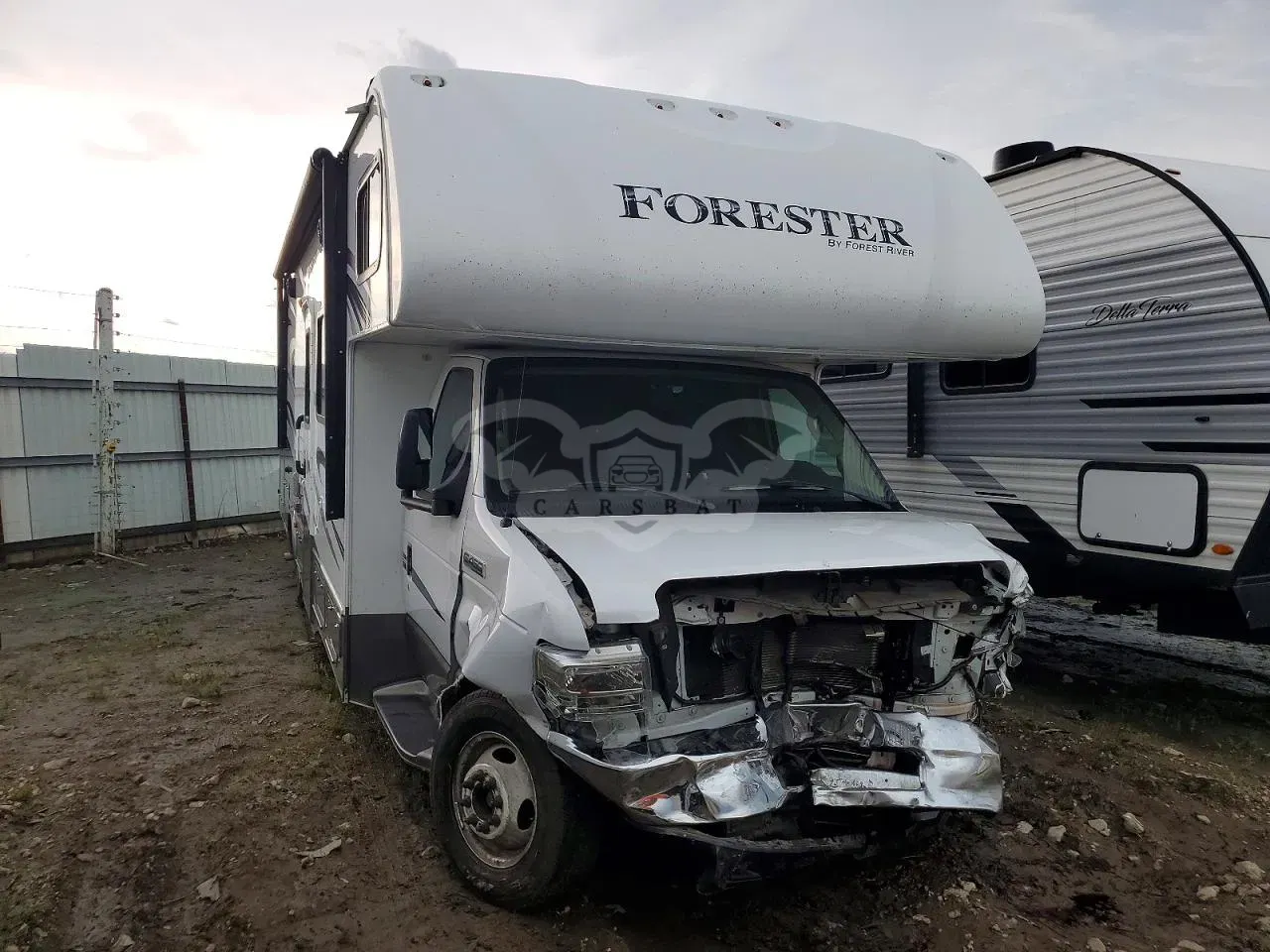 Ford Econoline 6.8L 10 2015