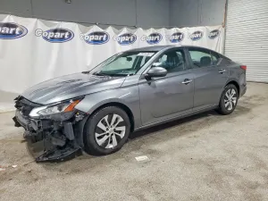 Nissan Altima 2.5L 4 2023