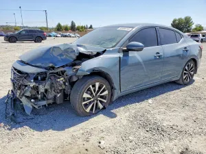 Nissan Sentra 2.0L 4 2024