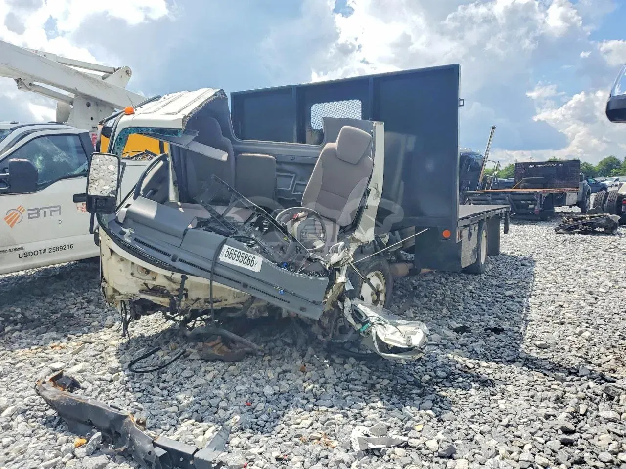 Isuzu NPR 6.0L 8 2019