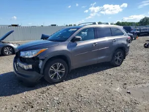 Toyota Highlander 3.5L 6 2016