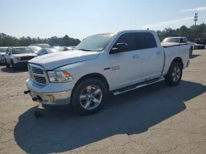 RAM 1500 3.0L 6 2015