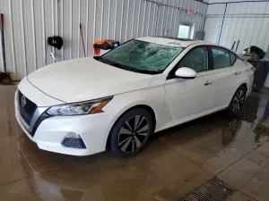 Nissan Altima 2.5L 4 2022