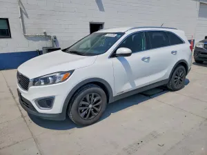 Kia Sorento 3.3L 6 2016