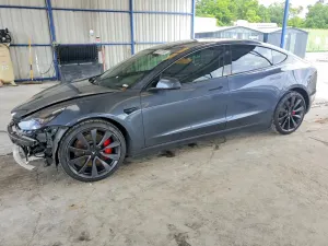 Tesla Model 3 2020