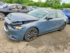 Mazda 3 2.5L 4 2024