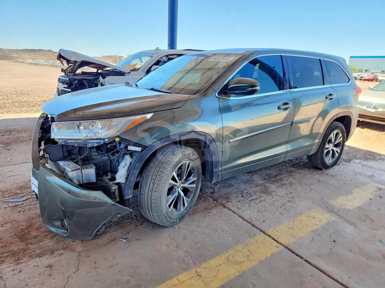 Toyota Highlander 3.5L 6 2017