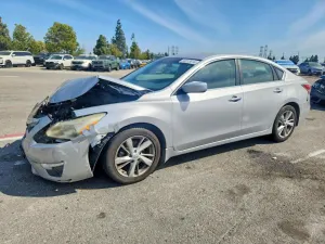 Nissan Altima 2.5L 4 2015