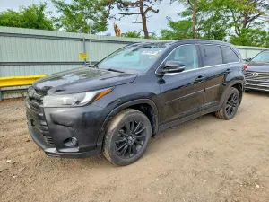Toyota Highlander 3.5L 6 2019