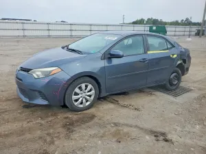 Toyota Corolla 1.8L 4 2015