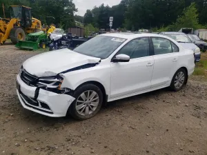 Volkswagen Jetta 1.4L 4 2016