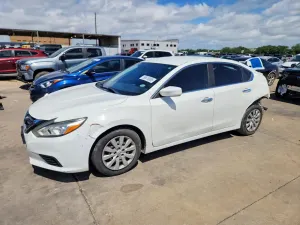 Nissan Altima 2.5L 4 2017