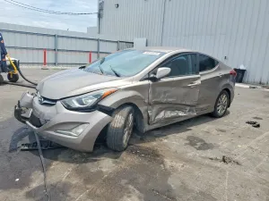 Hyundai Elantra 1.8L 4 2015