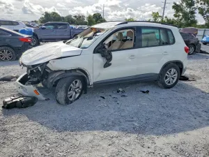 Volkswagen Tiguan 2.0L 4 2017