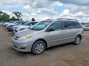 Toyota Sienna 3.5L 6 2009