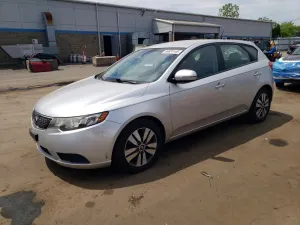 Kia Cerato / Forte / K3 2.0L 4 2013