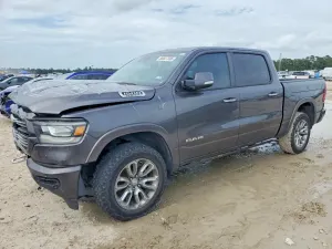 RAM 1500 5.7L 8 2021