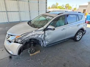 Toyota Rav4 2.5L 4 2014