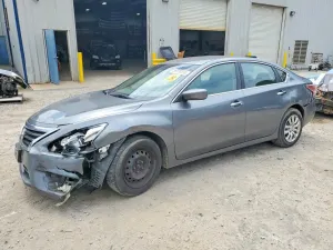 Nissan Altima 2.5L 4 2015