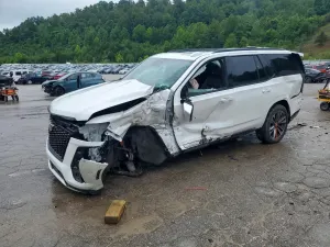 Cadillac Escalade 6.2L 8 2025
