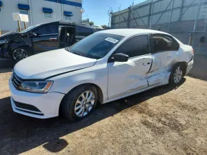 Volkswagen Jetta 1.8L 4 2015