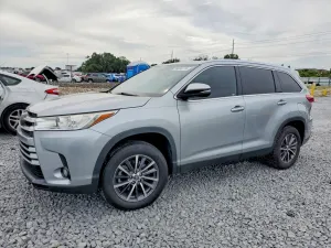 Toyota Highlander 3.5L 6 2019