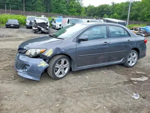 Toyota Corolla 1.8L 4 2013