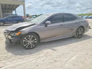 Toyota Camry 2.5L 4 2018