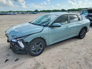 Kia K4 2.0L 4 2026