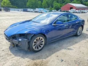 Tesla Model S 2016