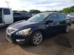 Nissan Altima 2.5L 4 2015