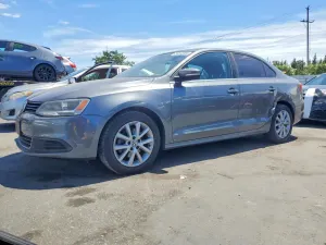 Volkswagen Jetta 1.8L 4 2014