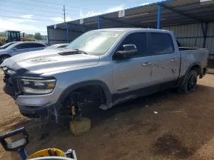 RAM 1500 5.7L 8 2019